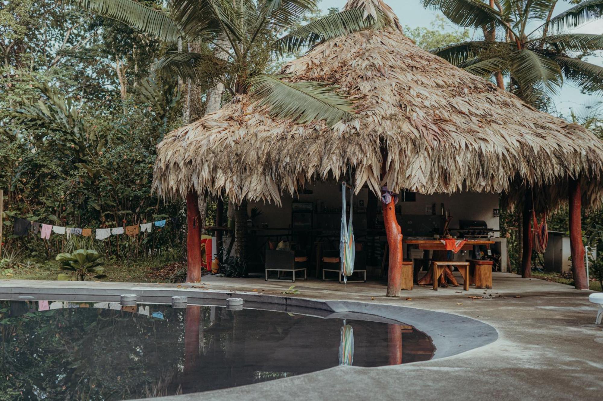 Casa De Los Amigos Caribena 까위따 외부 사진