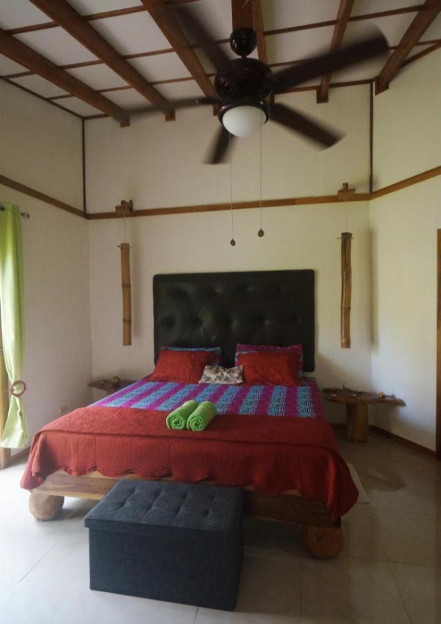 Casa De Los Amigos Caribena 까위따 외부 사진